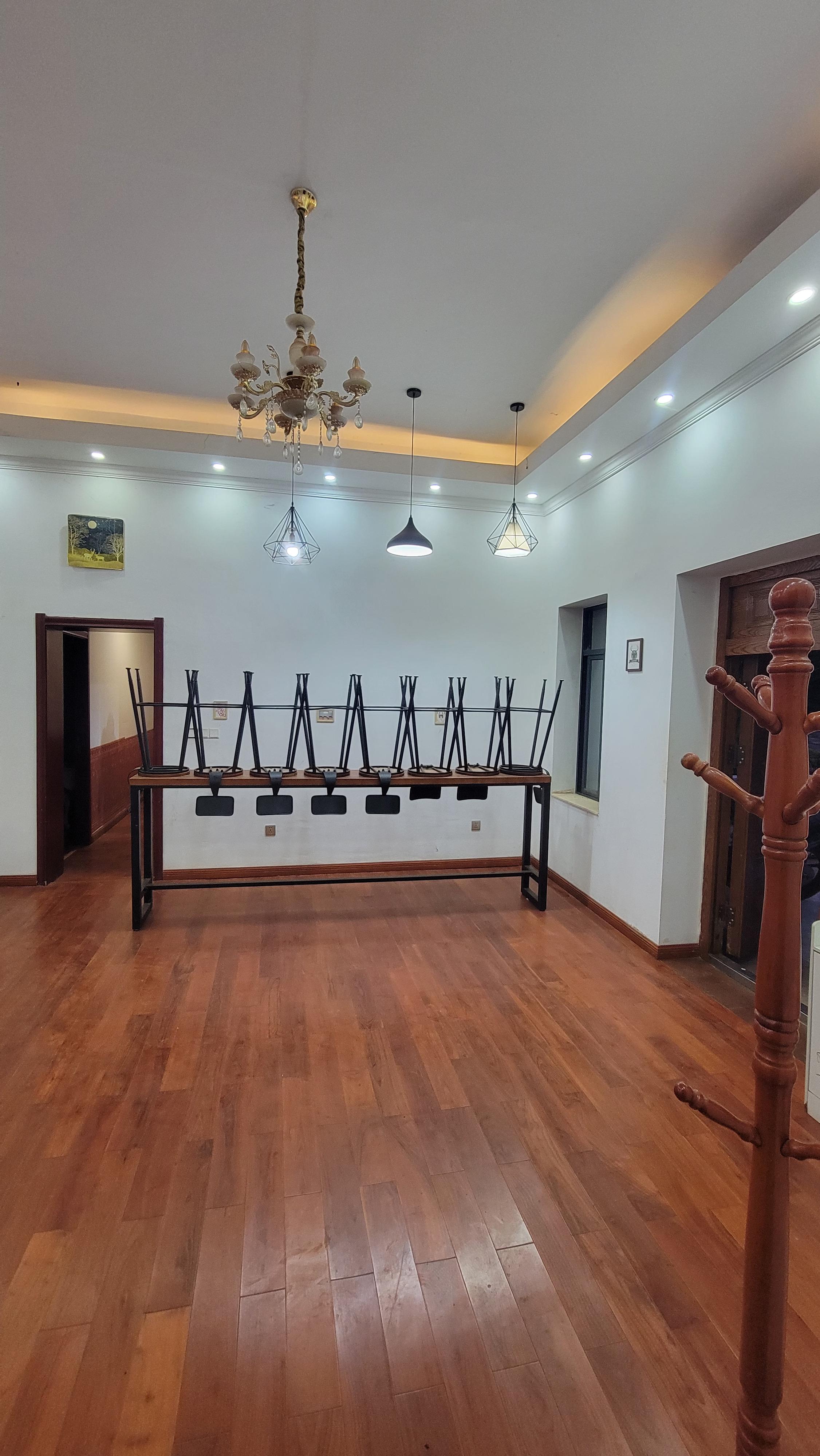 🌟 Villa de Très Haut Standing à Louer – Belle Vue, Bangui 🏡✨