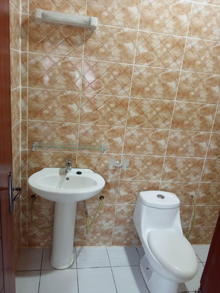 🏡 Villa à Louer – Lakouanga, Bangui ✨