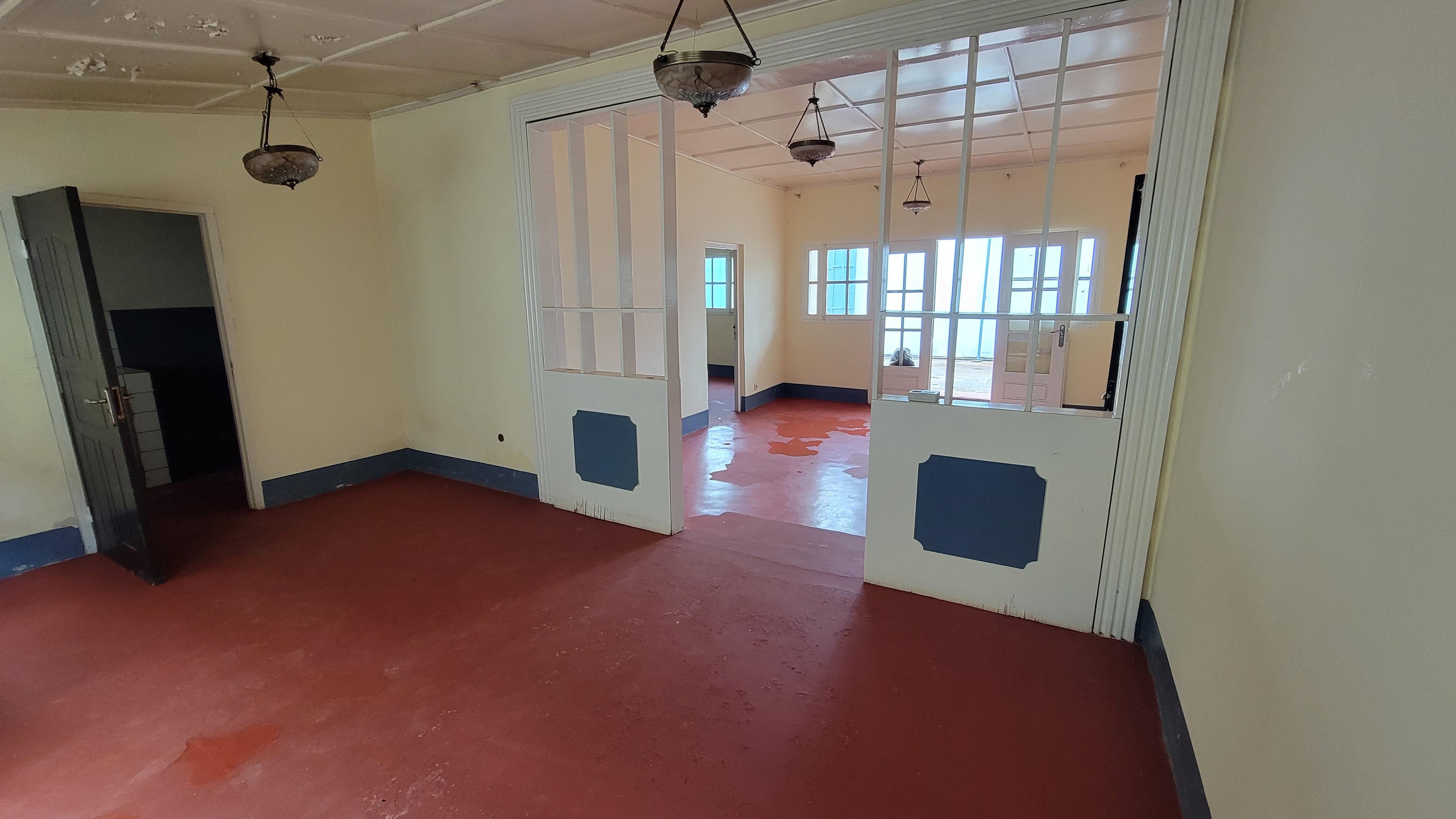 🏡 MAISON À LOUER – SICA 2, BANGUI ✨