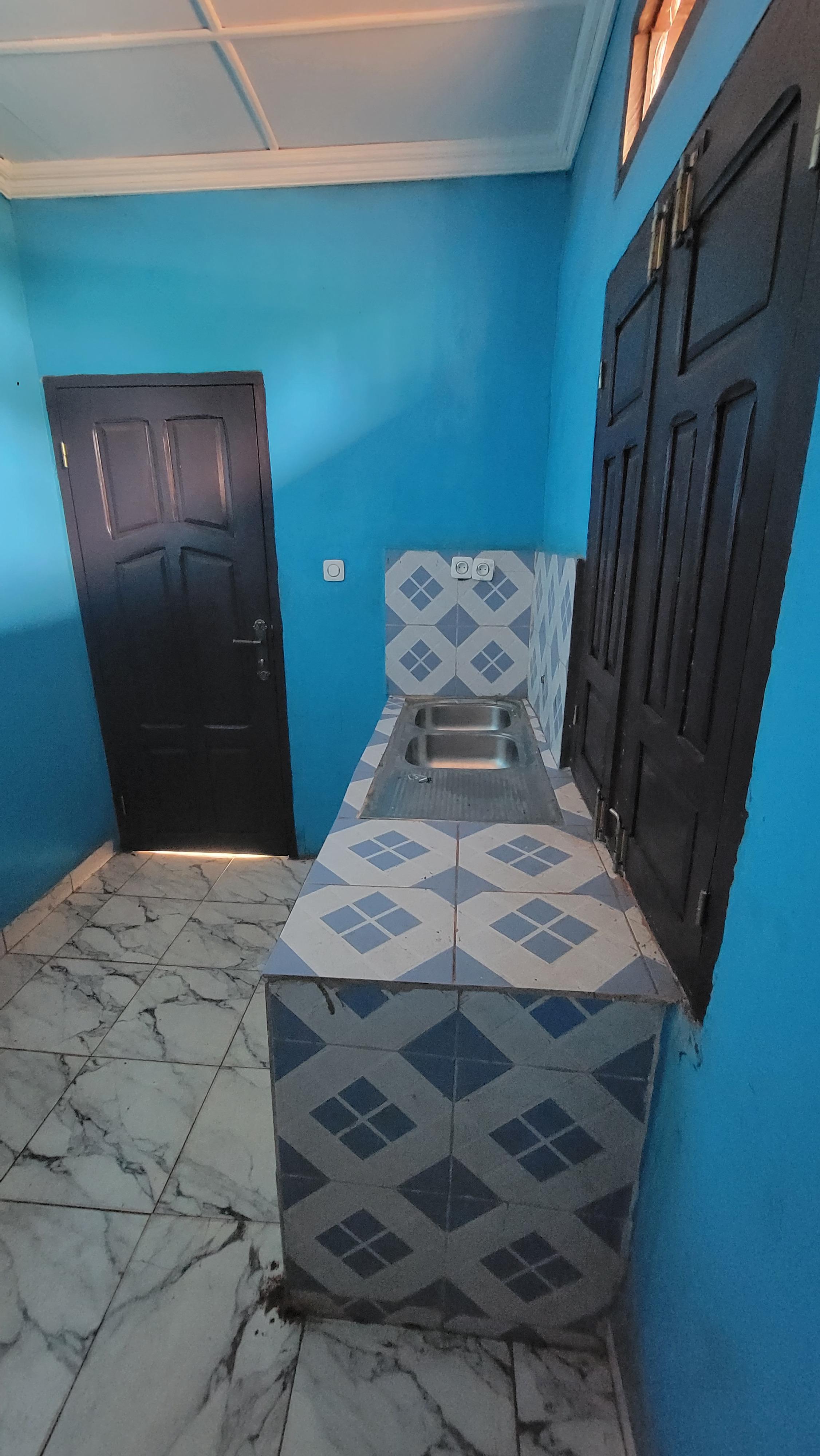 🏡 Maison à Louer – Carmel (Bimbo)