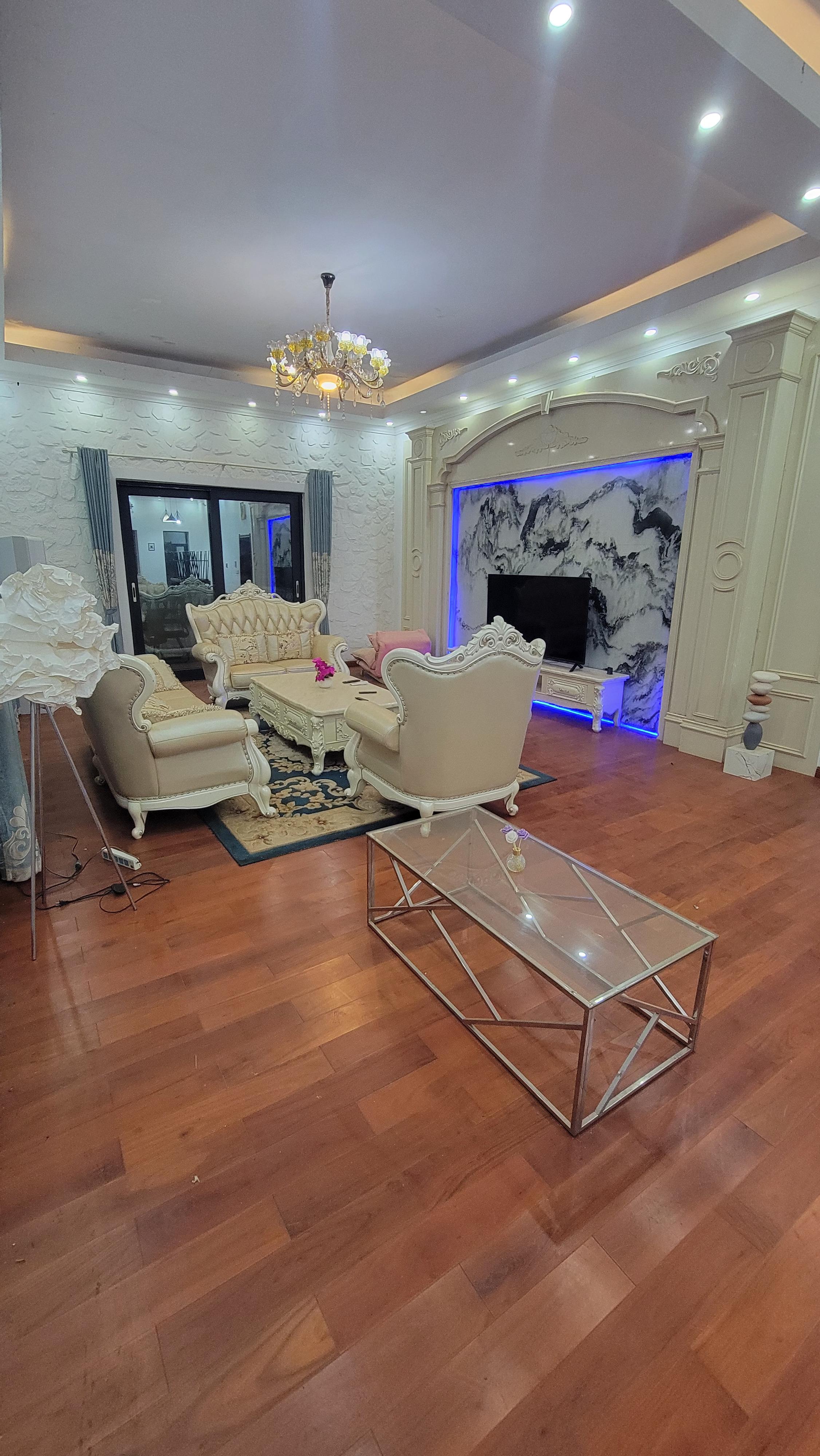 🌟 Villa de Très Haut Standing à Louer – Belle Vue, Bangui 🏡✨