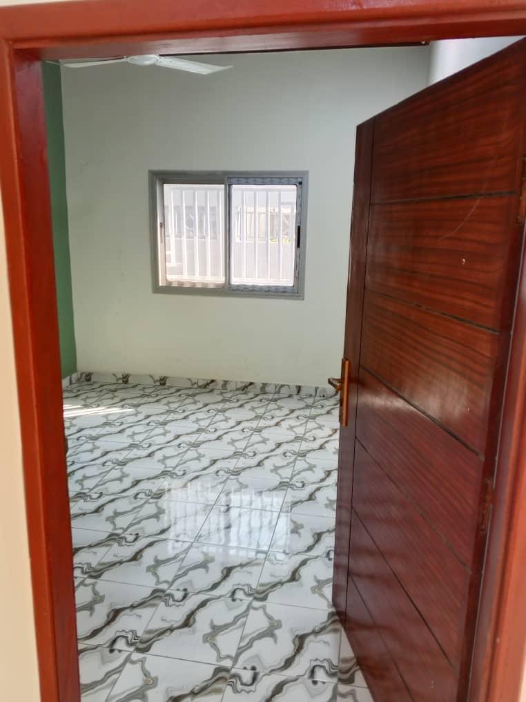 🏡 Villa à Louer – Lakouanga, Bangui ✨